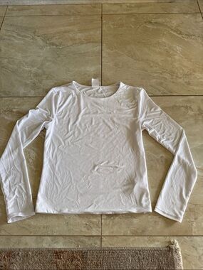No Boundaries White Crew Neck Long Sleeve Top
